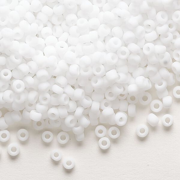Seed bead, Dyna-Mites™, glass, opaque matte white, #8 round. Sold per 1/2 kilogram pkg. image number 0
