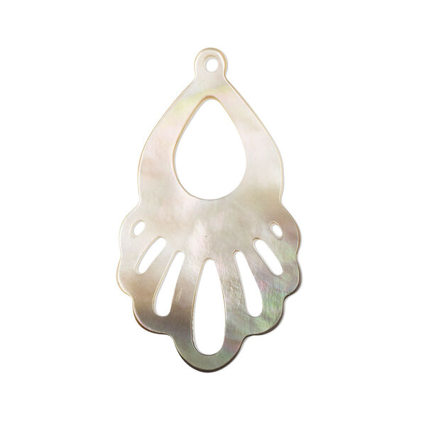 Focal, black lip shell (natural), 31x19mm with cutouts, Mohs hardness 3-1/2. Sold individually. image number 0