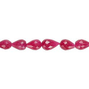 Ruby 1pkg1, hand-cut faceted teardrop bead 8 inch graduated 5x3mm-8x5mm