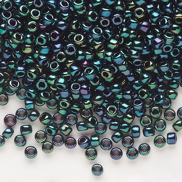 Seed bead, Dyna-Mites™, glass, opaque iris green, #8 round. Sold per 1/2 kilogram pkg. image number 0