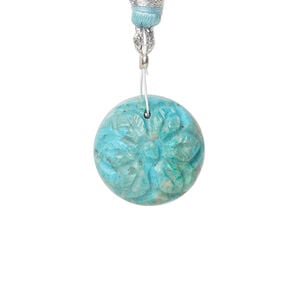 Chrysocolla 1pkg1, top-drilled hand-cut 1sided carved flower round bead, 16mm