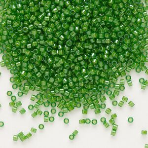 Seed bead, Delica®, glass, pkg/50g, #11 round, translucent pea green-lined luster green (DB-0274).