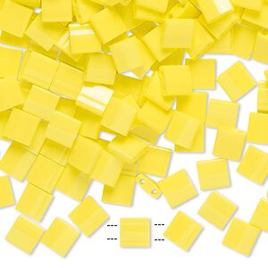Seed bead, TILA®, glass, pkg/10g, 5mm full tila square, opaque yellow, (TL-404).