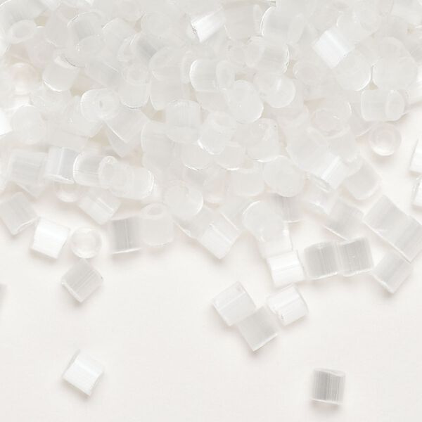 Seed bead, Dyna-Mites™, glass, pkg/1/2 kilogram, #6 cut-off round, translucent silky eggshell. image number 0