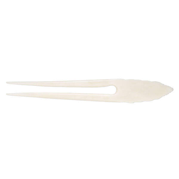 Hair stick, bone (bleached), pkg/1, 6 to 6-1/2 inches with leaf. image number 1