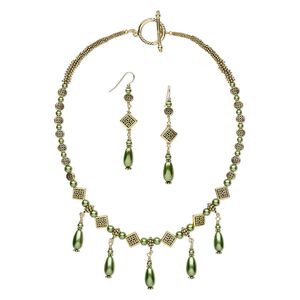 Necklace and earring set, One of a Kind Jewelry, antique gold-plated pewter (tin-based alloy) and glass, green pearl, 19-inch necklace. Only one available.