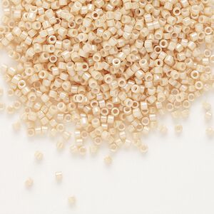 Seed bead, Delica®, glass, pkg/250g, #11 round, opaque glazed luster light caramel (DB-0205).