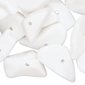Bead, acrylic, white, extra-large chip. Sold per 2-ounce pkg, approximately 40 beads.