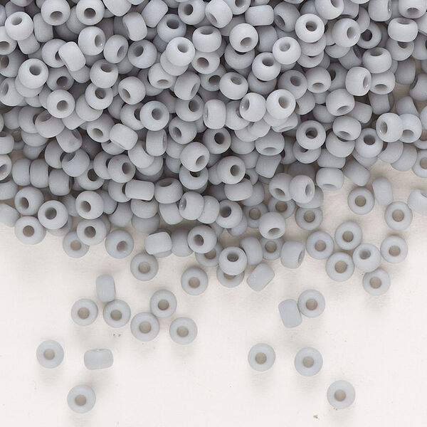 Seed bead, Miyuki, glass, pkg/50g, #8 rocaille, opaque matte grey, (RR-498F). image number 0