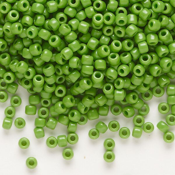 Seed bead, Dyna-Mites™, glass, opaque jade green, #8 round. Sold per 1/2 kilogram pkg. image number 0