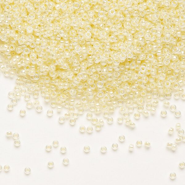 Seed bead, Miyuki, glass, pkg/250g, #15 rocaille, opaque inside dyed color luster butter cream alabaster base (RR-527). image number 0