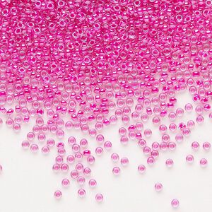 Seed bead, Miyuki, glass, pkg/35g, #15 rocaille, translucent fuchsia-lined luster crystal clear (RR-209).