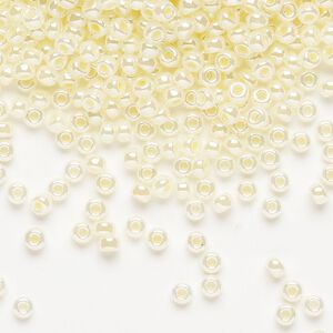 Seed bead, Miyuki, glass, pkg/50g, #8 rocaille, opaque butter cream luster alabaster (RR-527).
