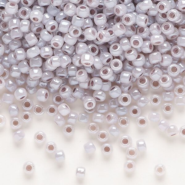 Seed bead, Dyna-Mites™, glass, opaque ceylon grey lilac, #8 round. Sold per 1/2 kilogram pkg. image number 0