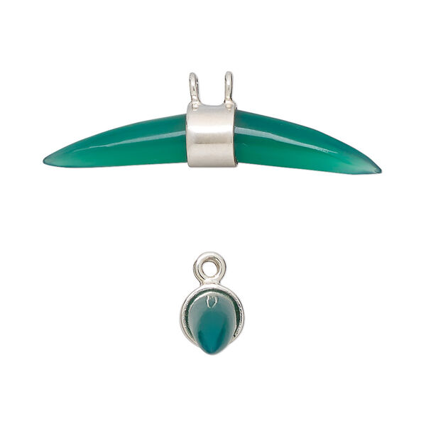 Focal, green onyx (dyed) and sterling silver, 33x6mm-36x7mm hand-cut double point with 2 loops, Mohs hardness 6-1/2 to 7. Sold individually. image number 0