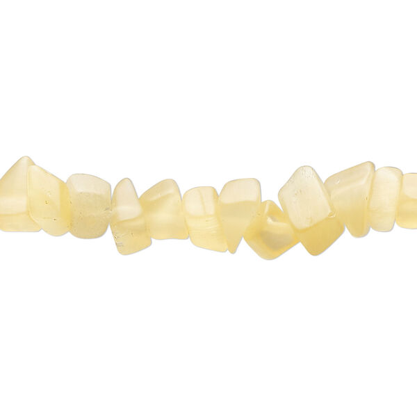 Bead, glass, translucent pale orange, small to large chip. Sold per 32-inch strand. image number 0