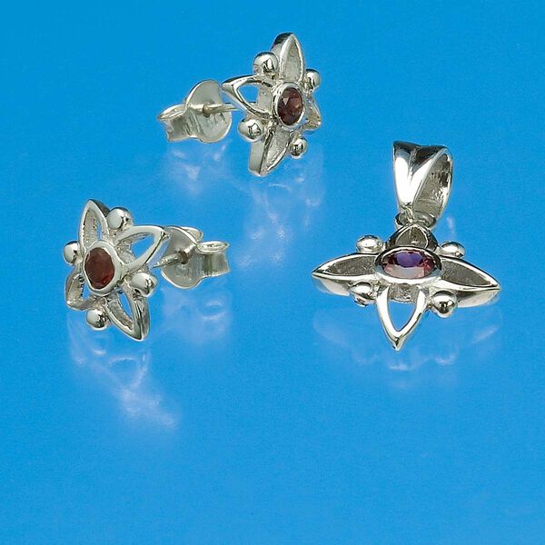 Sterling silver and faceted garnet pendant and earring set, flower pattern, 14mm/12mm. (Natural) Pkg of one-3 piece set. image number 0