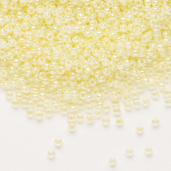 Seed bead, Dyna-Mites™, glass, pkg/1/2kg, #11 round, opaque ceylon pastel cream, (331 11/0 RR). image number 0