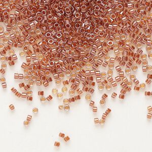 Seed bead, Delica®, glass, pkg/7.5g, #11 round, translucent pink copper-lined luster crystal clear (DB-0915).