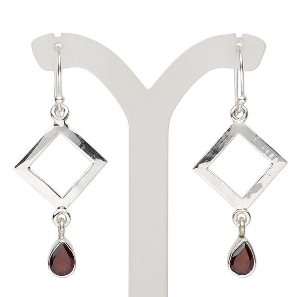 Earring, garnet (natural) and sterling silver, 47mm with open diamond and fishhook ear wire, 21 gauge. Sold per pair. image number 0