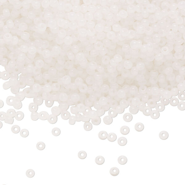 Seed bead, Preciosa Ornela Czech glass, pkg/50g, #11 rocaille, opaque alabaster, (02090). image number 0