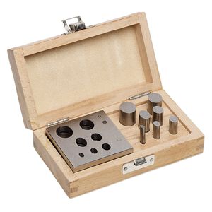 Disc cutter, steel and wood, 2-1/2 x 2-1/2 x 3/4 inch base for cutting 6x4mm-18x16mm ovals. Sold per 8-piece set.