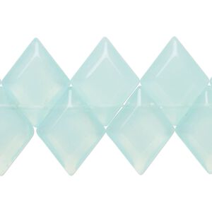 Bead, glass, translucent pale blue, 18x14mm top-drilled beveled diamond. Sold per 8-inch strand, approximately 25 beads.