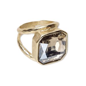 Ring, glass and gold-finished "pewter" (zinc-based alloy), champagne, 19x19mm hammered square, size 8. Sold individually.