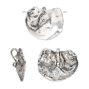 Focal, antique silver-finished "pewter" (zinc-based alloy), 32x26mm oyster. Sold per pkg of 2.