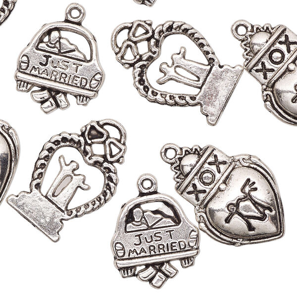 Charm mix, "pewter" (zinc-based alloy), pkg/9, (3) 16x16mm car with "Just Married" / 23x16mm fancy heart with "XOX" / 21x15mm cake topper. image number 0