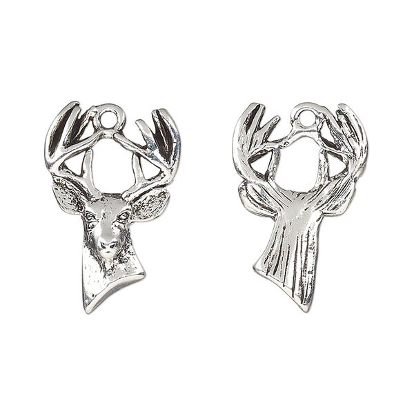 Charm, pewter (tin-based alloy), pkg/1, antique silver plate, 22x14.5mm 2-sided deer head. image number 0