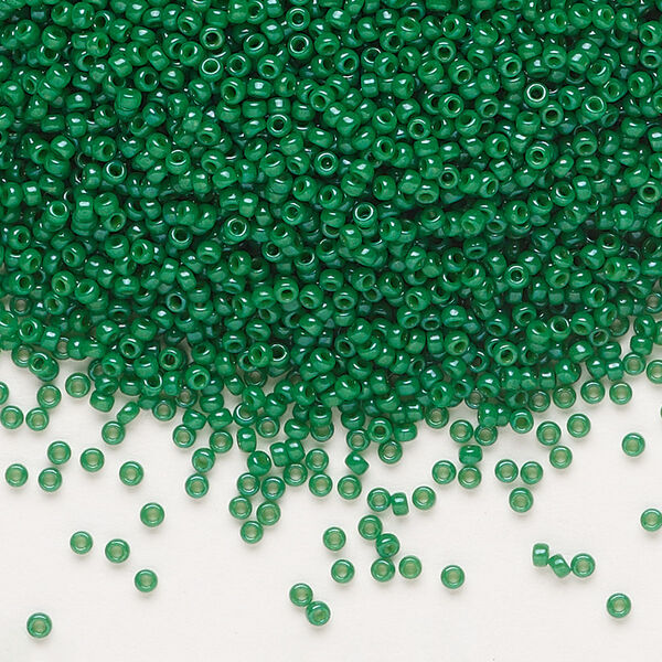 Seed bead, Miyuki, glass, pkg/250g, #15 rocaille, opaque outside dyed green, (RR-1481). image number 0