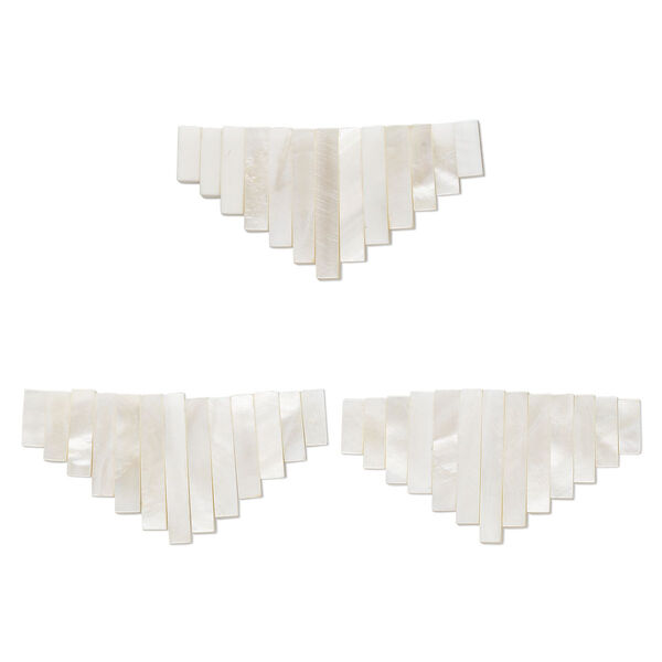Drop, cabibe shell (bleached), white, 10x4mm-28x5mm graduated hand-cut fan, Mohs hardness 3-1/2. Sold per 13-piece set. image number 0