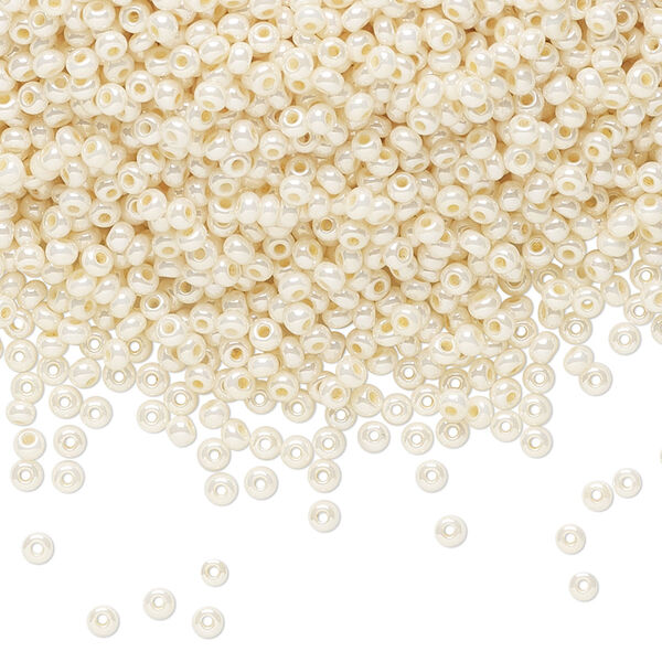 Seed bead, Preciosa Ornela Czech glass, pkg/50g, #11 rocaille, opaque shell luster chalkwhite, (46113). image number 0