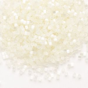 Seed bead, Delica®, glass, pkg/7.5g, #11 round, opaque silk satin glazed luster cream (DB-0672).