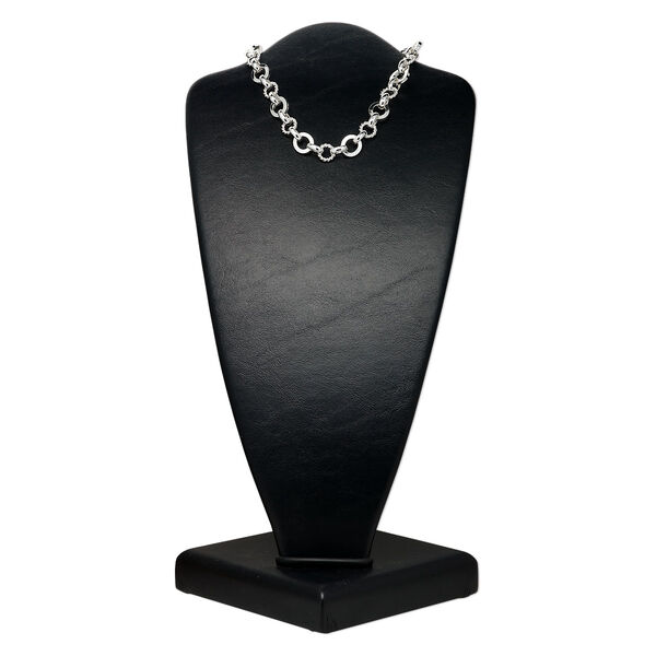 Chain, silver-plated brass, 14x11mm and 18x15mm smooth and textured flat oval links, 16 inches with lobster claw clasp. Sold individually. image number 0