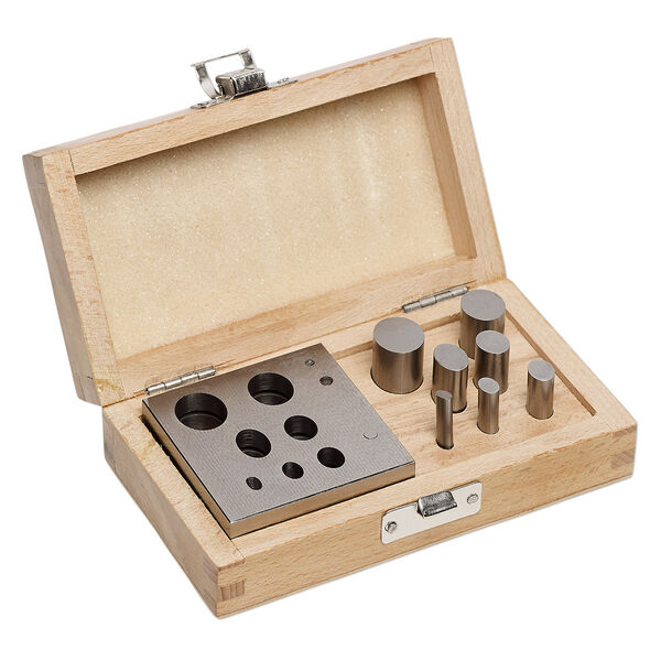 Disc cutter, steel and wood, 2-1/2 x 2-1/2 x 3/4 inch base for cutting 6x4mm-18x16mm ovals. Sold per 8-piece set. image number 0