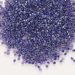 Seed bead, Delica®, glass, pkg/7.5g, #11 round, translucent amethyst-lined luster crystal clear (DB-0923).