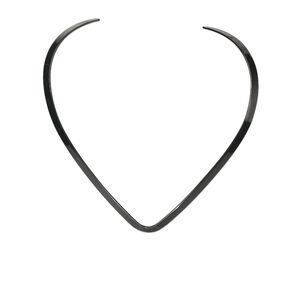 Neckwire, gunmetal-plated steel, 6mm flat with smooth V-curve, 16 inches. Sold individually.