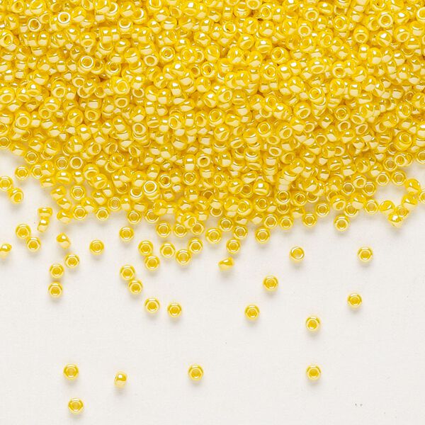 Seed bead, Miyuki, glass, pkg/250g, #15 rocaille, opaque luster canary, (RR-422D). image number 0