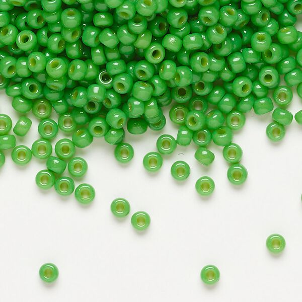 Seed bead, Miyuki, glass, pkg/250g, #8 rocaille, Duracoat® opaque outside dyed Fiji green, (RR-4476). image number 0