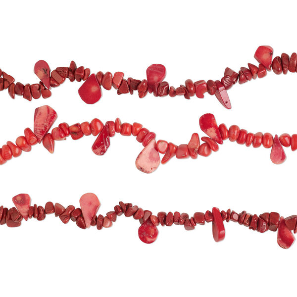 Bead mix, bamboo coral (dyed), light to dark red, top- and center-drilled small to extra-large chip and 14x9mm-20x14mm teardrop, Mohs hardness 3-1/2 to 4. Sold per (3) 8-inch strands. image number 0