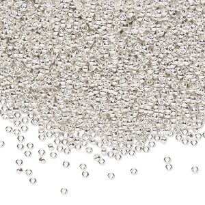 Seed bead, Miyuki, glass, pkg/250g, #15 rocaille, opaque silver-plated, (RR-961).