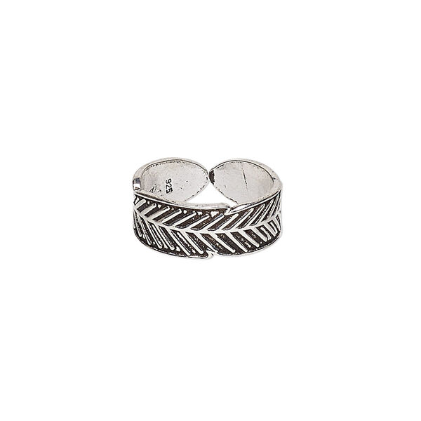Toe ring, antiqued sterling silver, 6.5mm wide with leaves pattern, adjustable. Sold individually. image number 0