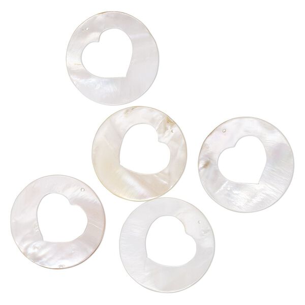 Focal, mother-of-pearl shell (bleached), 49-50mm round with cutout heart, Mohs hardness 3-1/2. Sold per pkg of 5. image number 0