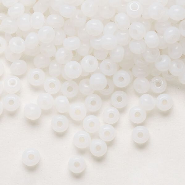Seed bead, Preciosa Ornela Czech glass, pkg/500g, #6 rocaille, opaque alabaster, (02090). image number 0