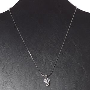 Necklace, cubic zirconia / imitation rhodium-finished brass / copper / steel, clear, 21.5x12mm freeform, 15 inches with 3-inch extender chain and lobster claw clasp. Sold individually.