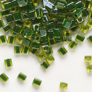 Seed bead, Miyuki, glass, pkg/25g, 3.5-3.7mm square, transparent green inside dyed color green (SB-2632).