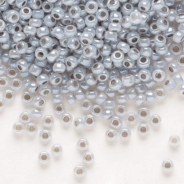 Seed bead, Dyna-Mites™, glass, opaque ceylon pastel grey, #8 round. Sold per 40-gram pkg. image number 0