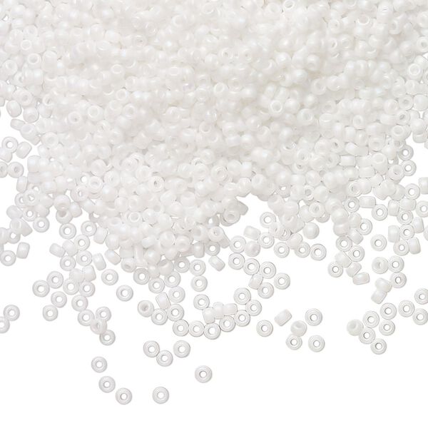 Seed bead, Miyuki, glass, pkg/35g, #15 rocaille, opaque matte rainbow chalk white, (RR-402FR). image number 0